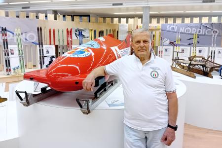 ロベルト・ザンドネラさん＝２０２５年６月、イタリア・ロンガロネ（本人提供）