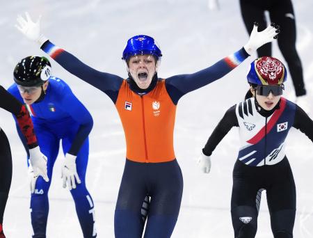 王国オランダ、ショートTも席巻 - 大分のニュースなら 大分合同新聞