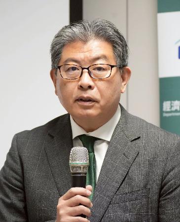 ４日、台北で開かれたシンポジウムで発言する東大先端科学技術研究センターの橋本道雄教授（共同）