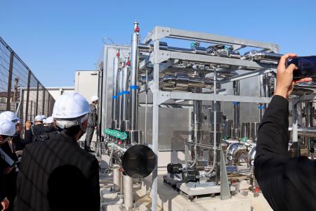 インターネットイニシアティブ（ＩＩＪ）が公開した技術開発施設＝２３日午後、千葉県白井市