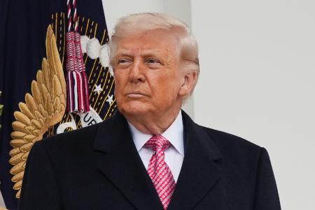 トランプ米大統領＝２７日、ワシントン（ＡＰ＝共同）