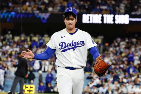 メッツ戦の６回を投げ終えたドジャース・大谷＝ロサンゼルス（共同）