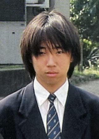 安達優季容疑者（高校の卒業アルバムから）