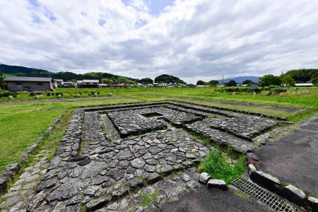 飛鳥宮跡＝奈良県明日香村