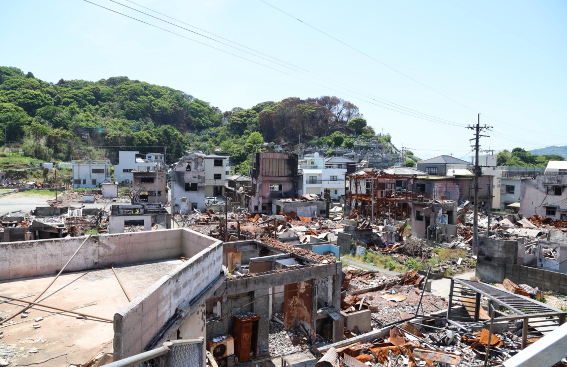 いまだ多くのがれきが残る田中地区＝１７日