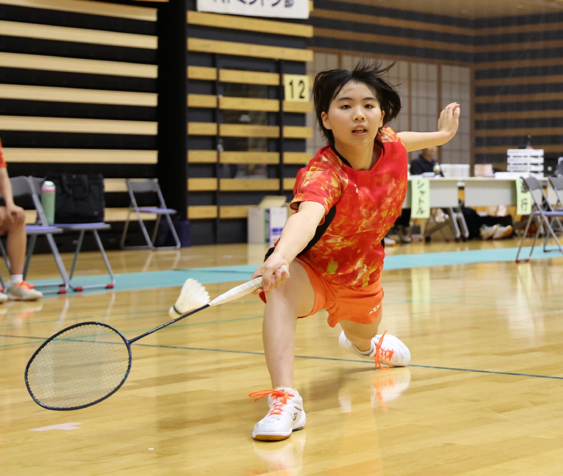 【女子団体決勝・鶴見丘―大分西】勝利を決定づけた鶴見丘第３シングルスの丸井