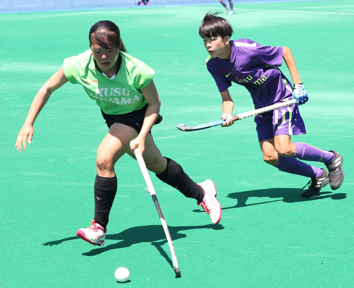 【男女決勝・玖珠美山】競り合う玖珠美山の選手