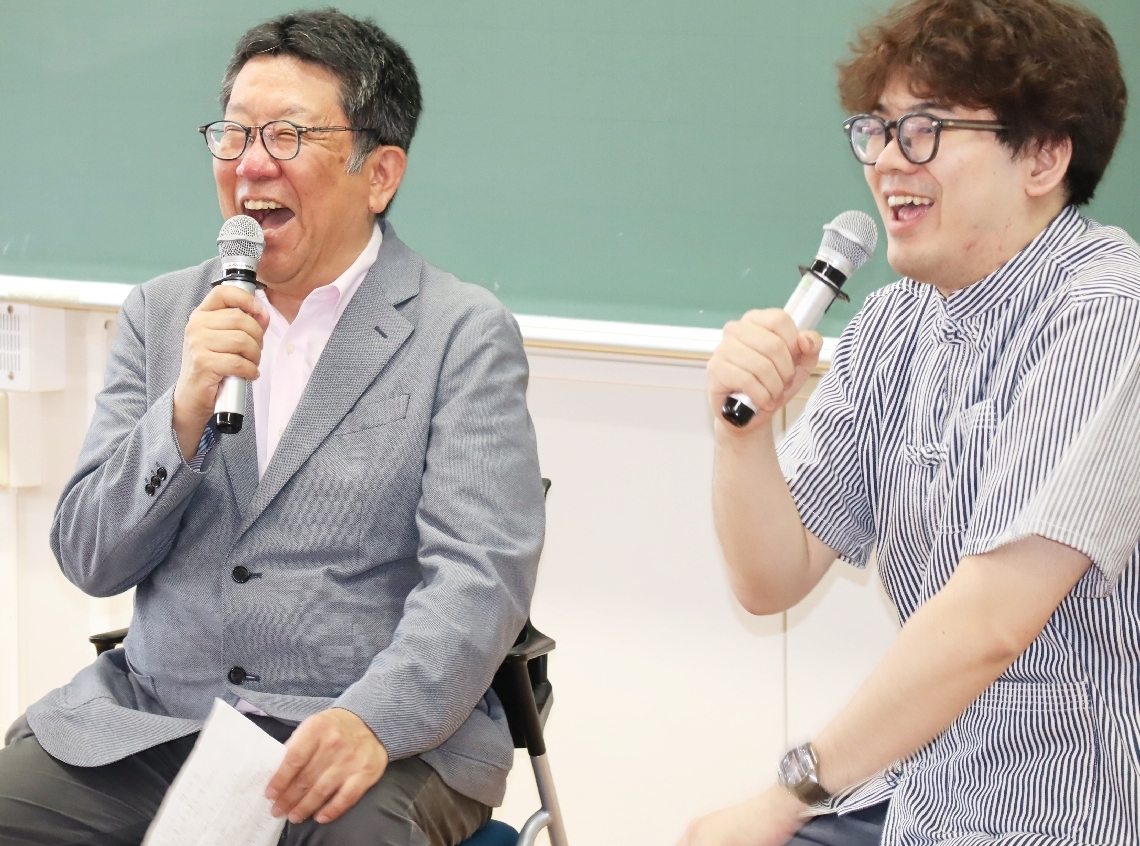 対談する秋満吉彦さん（左）と鈴木結生さん