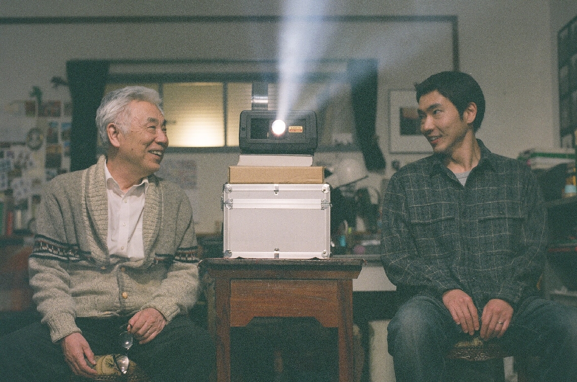 映画「メモリィズ」の一場面（ⓒ２０２６　Ｌｉｔｔｌｅ　Ｍｏｒｅ）