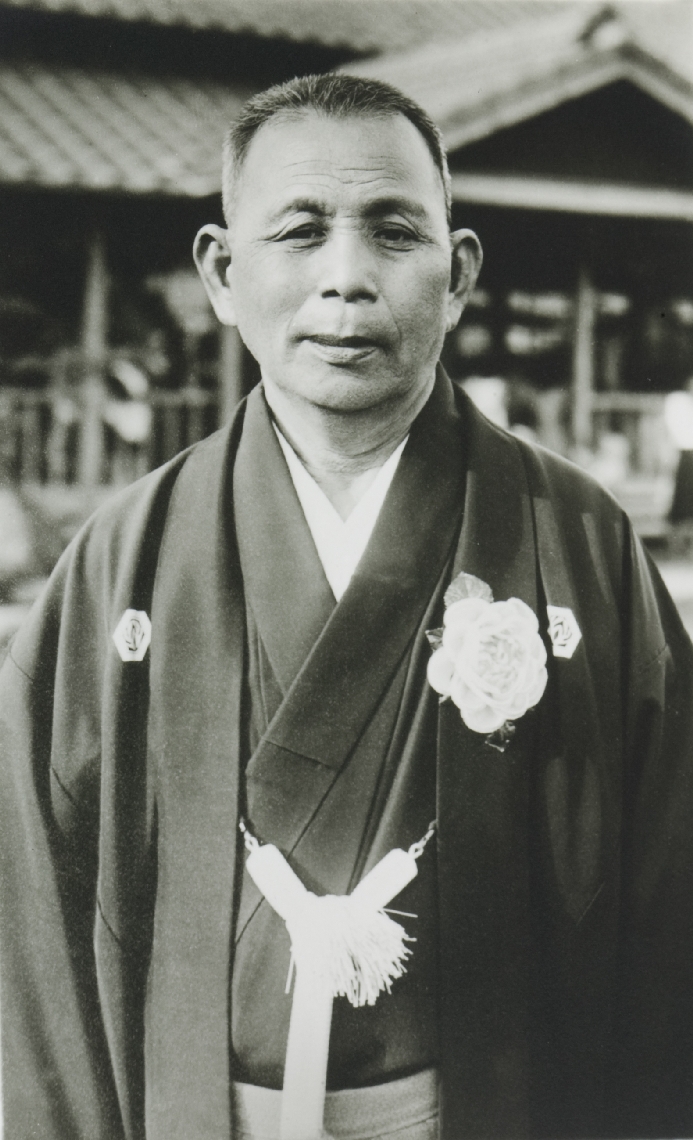 創業者星子亀次郎＝リバテープ製薬提供