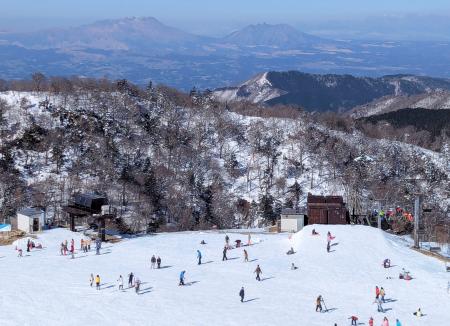 「五ケ瀬ハイランドスキー場」＝宮崎県五ケ瀬町（同町提供）