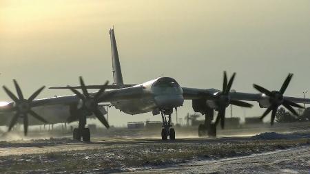 長距離戦略爆撃機ツポレフ９５ＭＳ（ロシア国防省提供・タス＝共同）