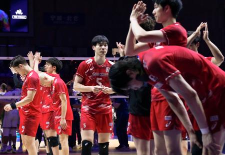 ３位決定戦でスロベニアに敗れた日本＝寧波（共同）