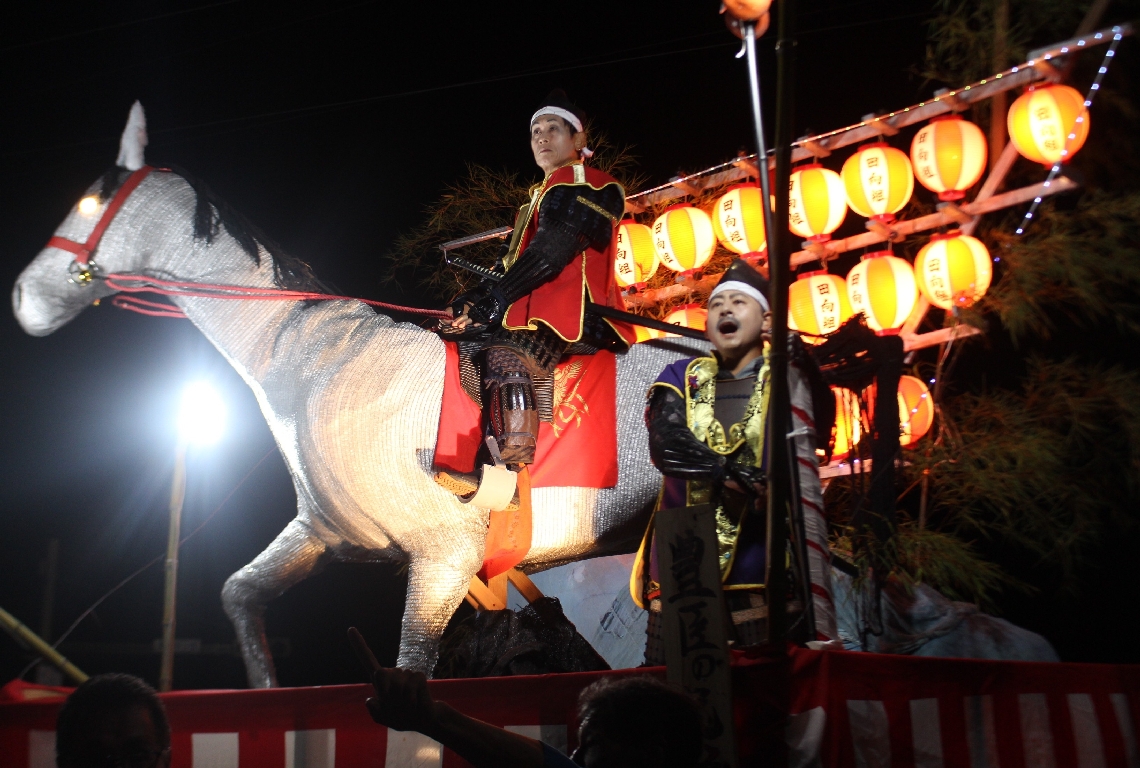 「豊臣の兄弟」をテーマに騎馬などを作った田向町