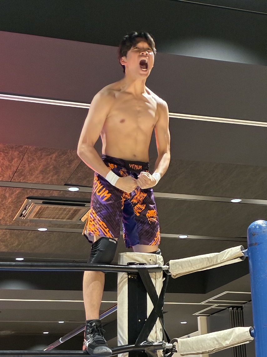 客席に向かって叫ぶ船木ママ勝