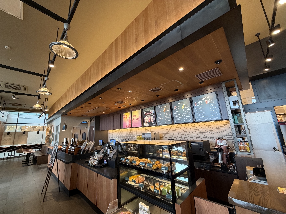 リニューアルオープンを迎えるスターバックスコーヒー アミュプラザおおいた１階店