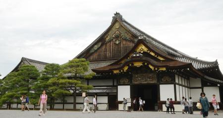 世界遺産・二条城の二の丸御殿＝京都市中京区