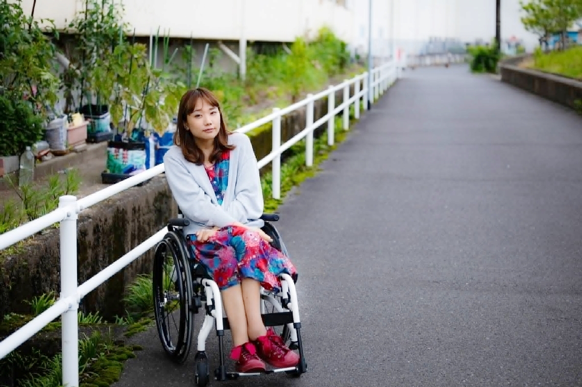 豆塚エリさんの近影