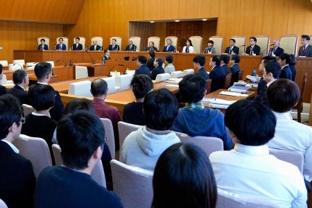 森本暁史・新潟簡裁判事に対する弾劾裁判の初公判が開かれた国会の裁判官弾劾裁判所＝２８日午後、東京都千代田区