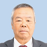 穴見　真児