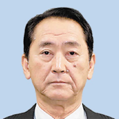 堤　栄三