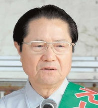 衛藤　征士郎