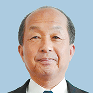 足立 善己